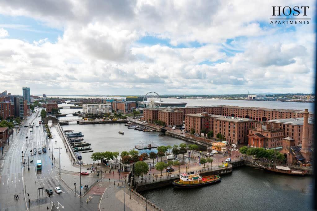 Waterfront Albert Dock Views Liverpool
